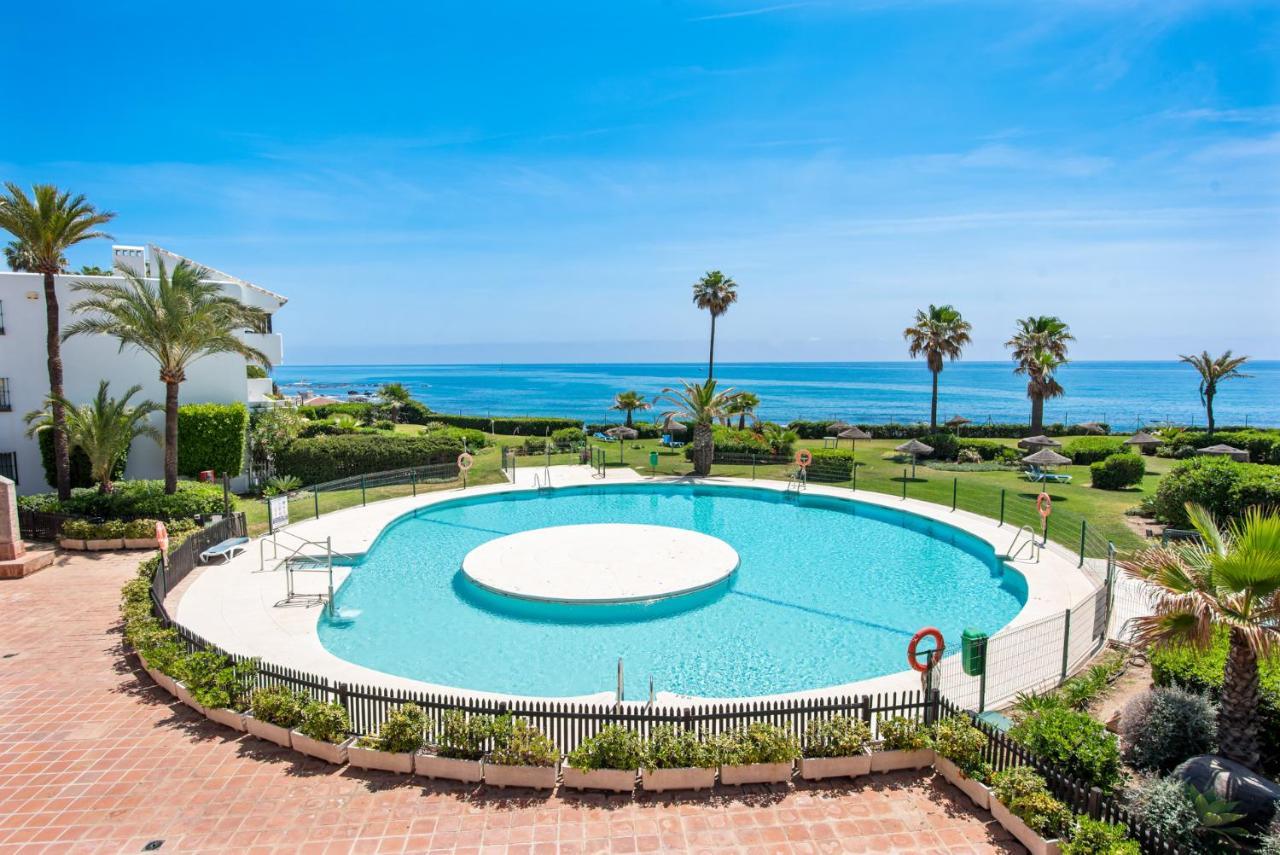 Frontline Beach Apartment Miraflores Sitio de Calahonda Exteriör bild