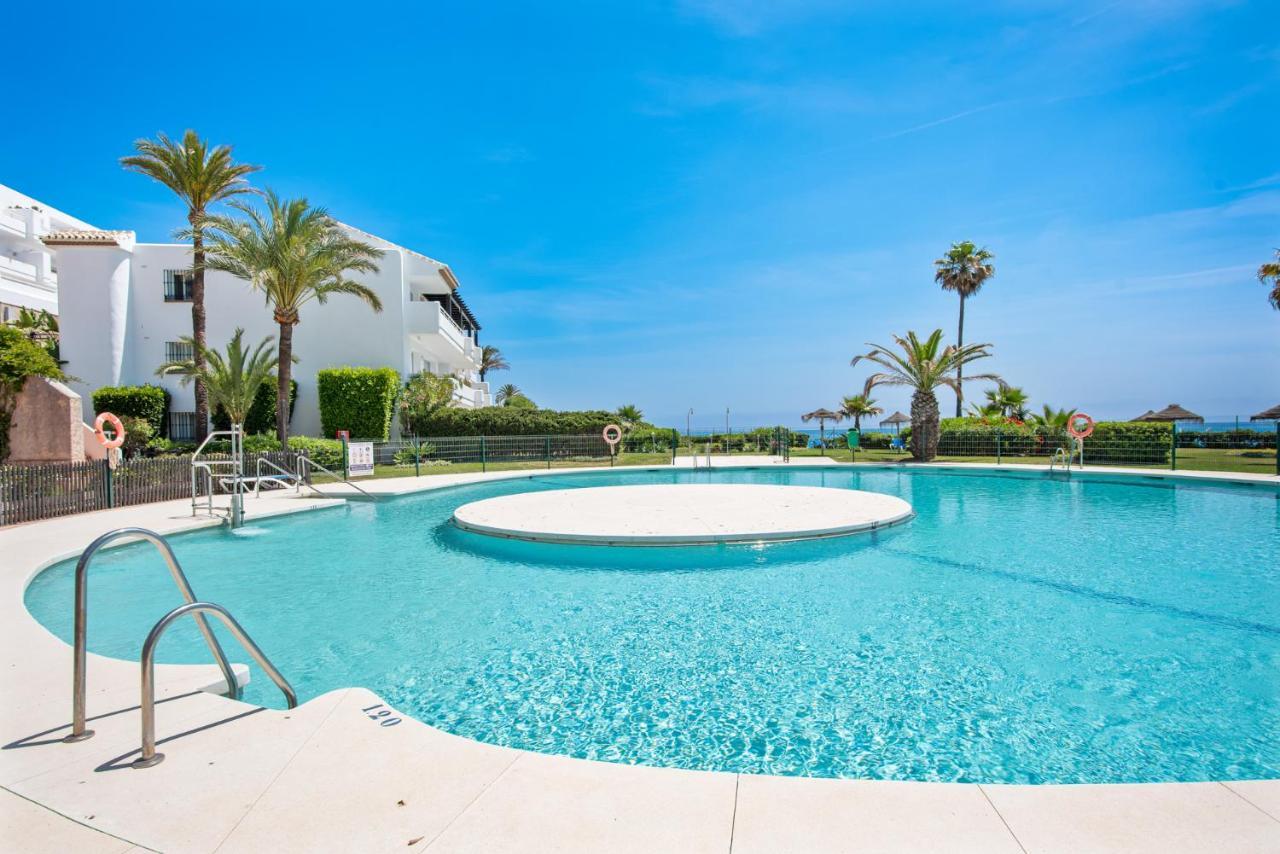 Frontline Beach Apartment Miraflores Sitio de Calahonda Exteriör bild