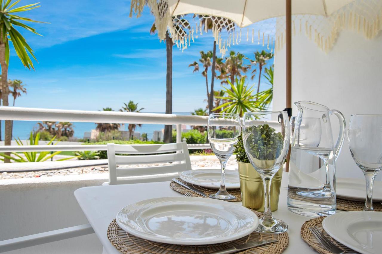 Frontline Beach Apartment Miraflores Sitio de Calahonda Exteriör bild
