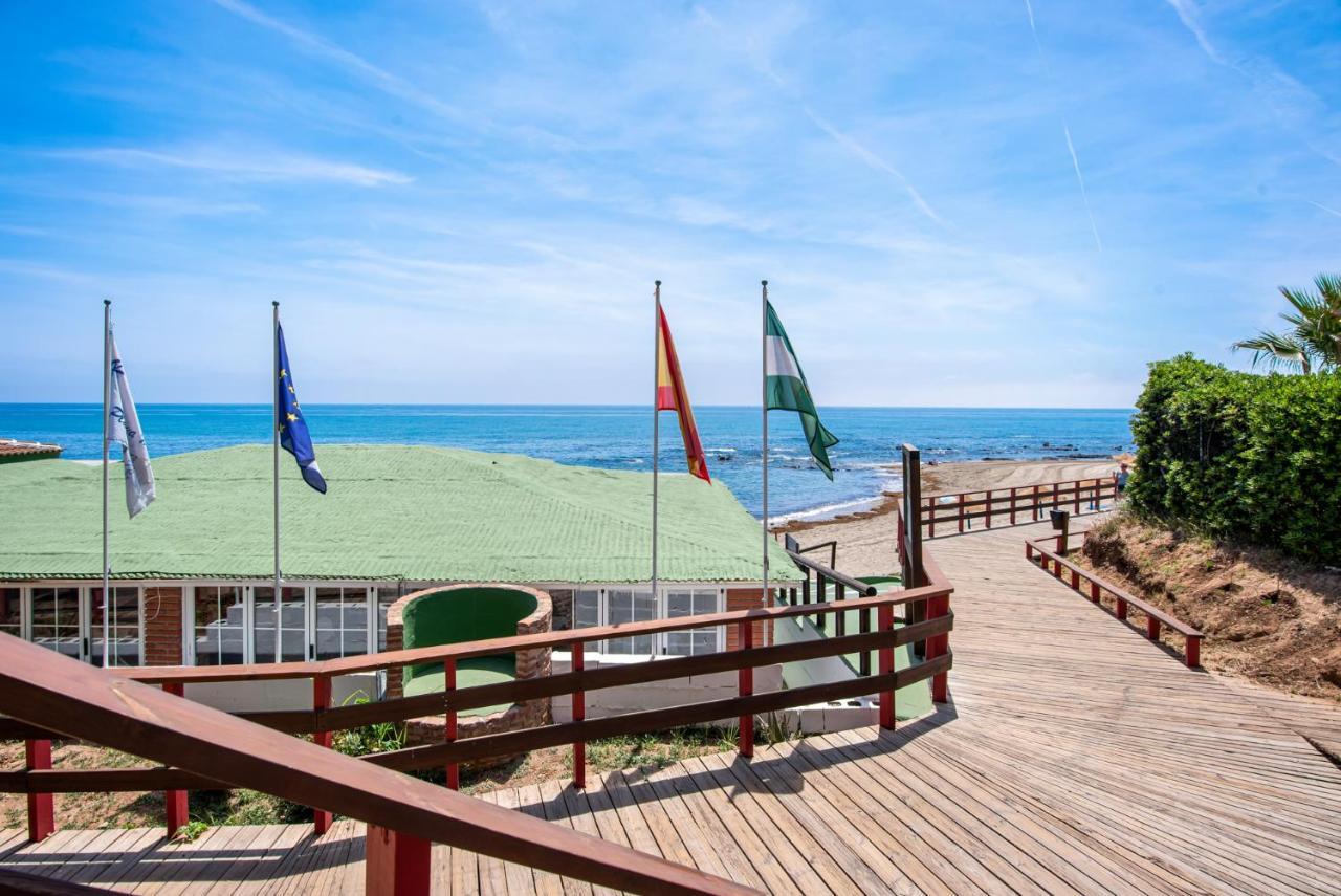 Frontline Beach Apartment Miraflores Sitio de Calahonda Exteriör bild